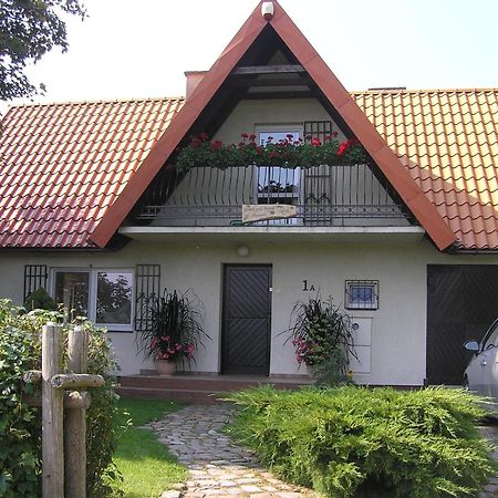 Domek Pod Klonami Na Mazurach Guty Exterior foto